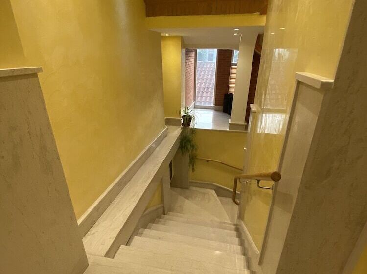 호텔 The Red Bricks