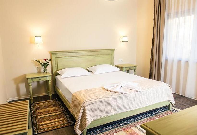 בית מלון כפרי Vila Bregu