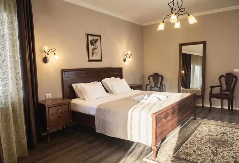 בית מלון כפרי Vila Bregu