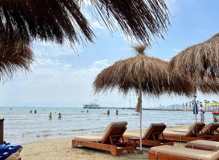 בית מלון כפרי Vila Hyseni