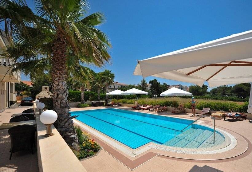 فندق Villa Kastel