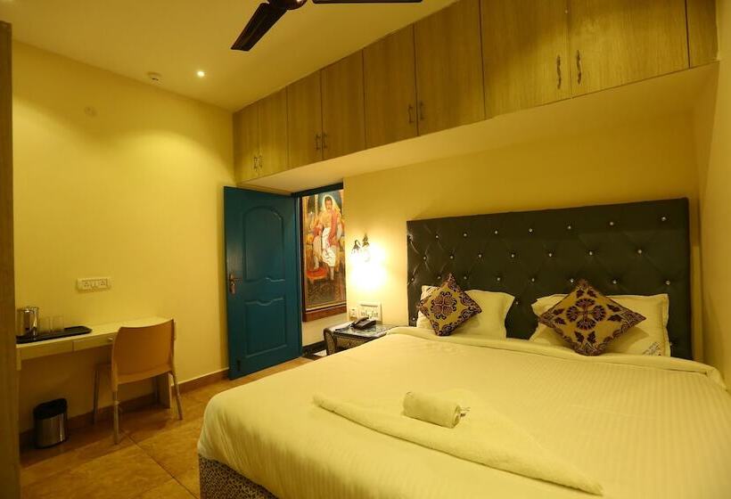 Отель Zingle Stay Airport