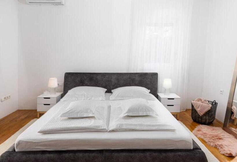 Luxury Apartments Klara