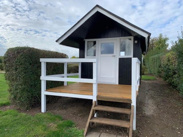 리조트 Løgballe Camping & Cottages