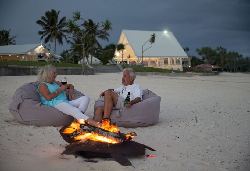 استراحتگاه Tamanu On The Beach