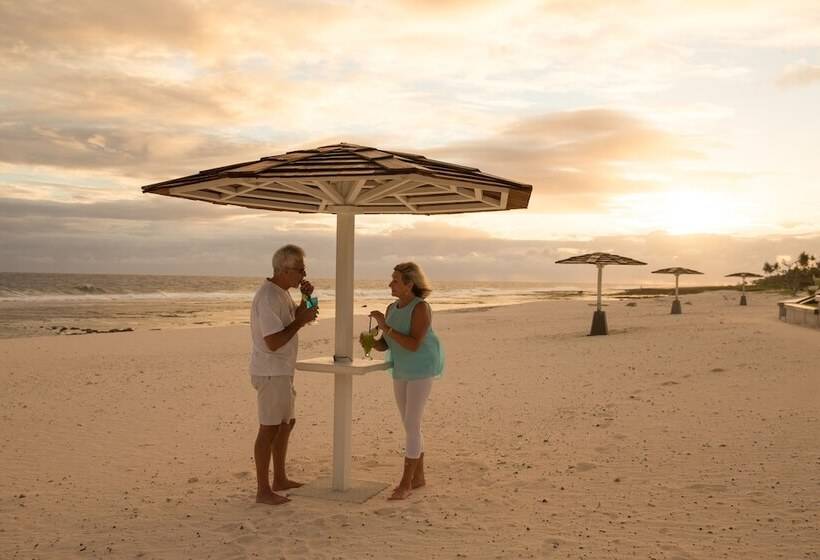 استراحتگاه Tamanu On The Beach