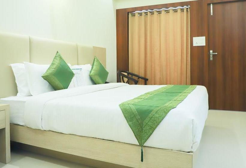 בית מלון כפרי Lotus Grand