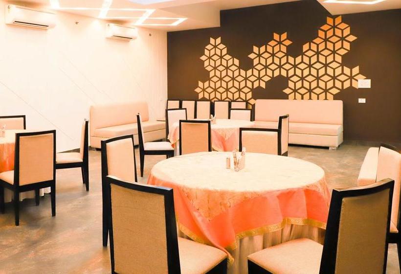 בית מלון כפרי Lotus Grand