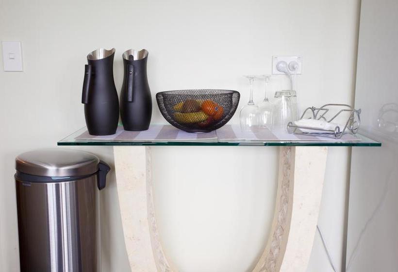 Bed and Breakfast Acacia Heights Gardens