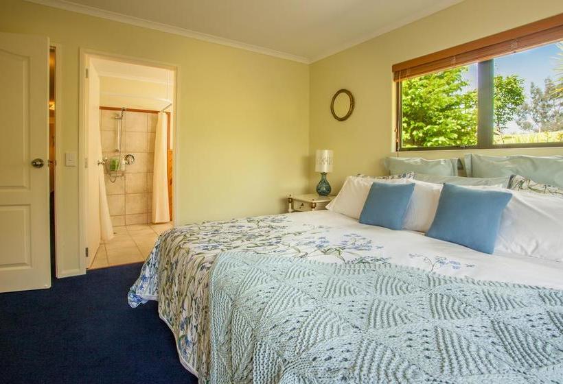 Bed and Breakfast Acacia Heights Gardens