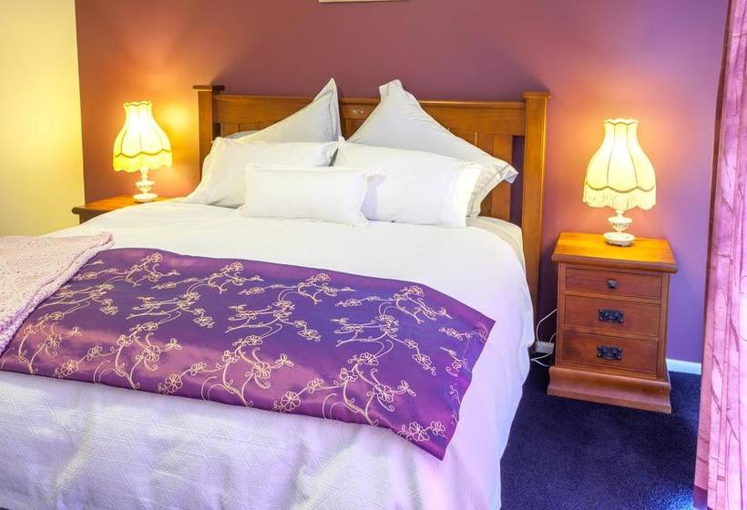 Bed and Breakfast Acacia Heights Gardens