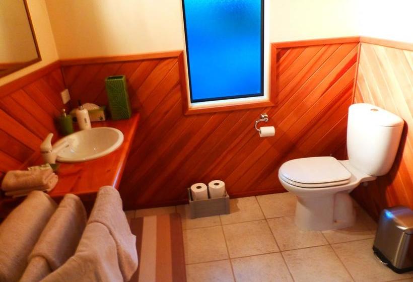 Bed and Breakfast Acacia Heights Gardens