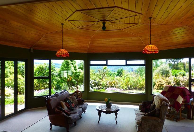 Bed and Breakfast Acacia Heights Gardens