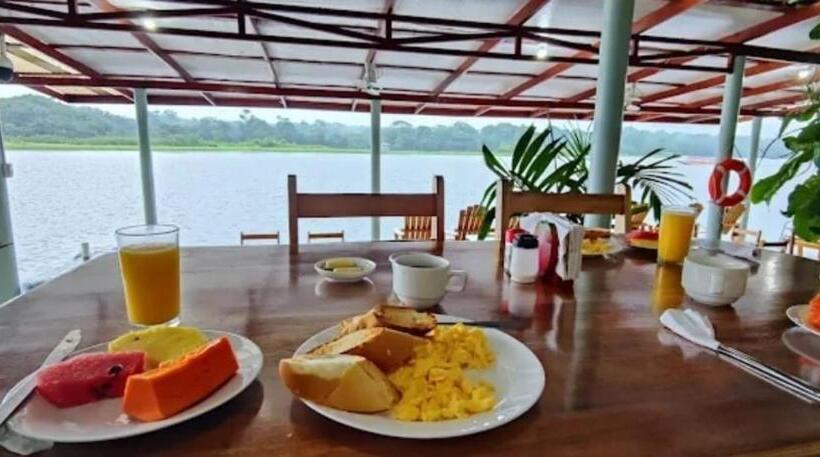 ベッドアンドブレックファースト Casa Marbella