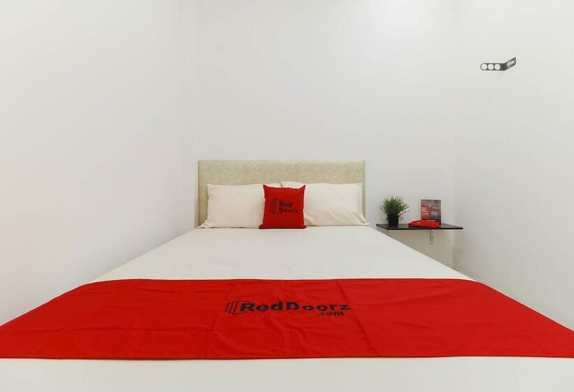 Bed and Breakfast Reddoorz Plus @ Kapuk Business Park