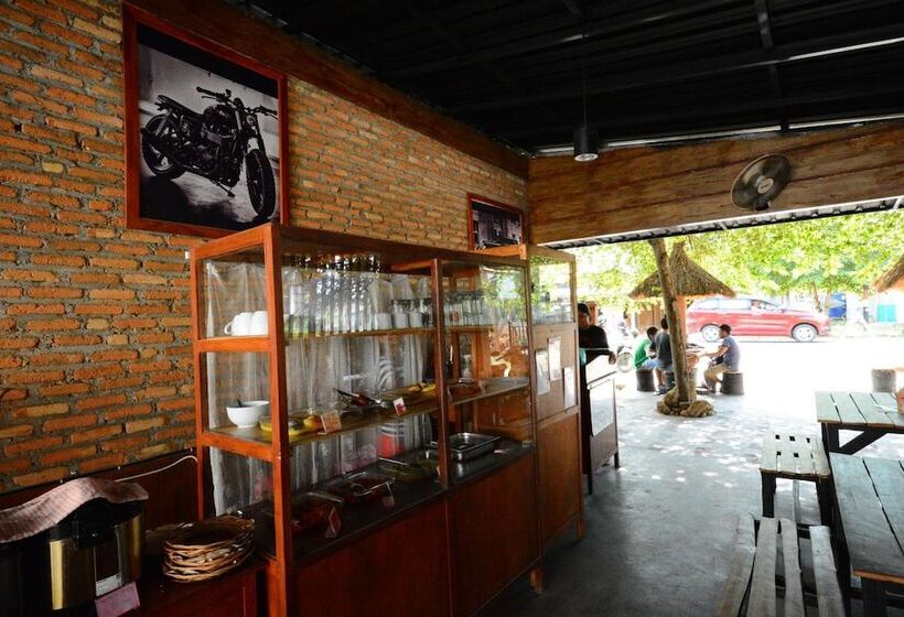 تختخواب و صبحانه World Bnb