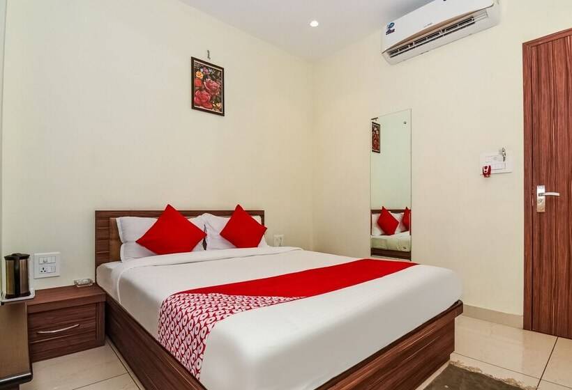 Capital O 41054 Hotel Raj And Restaurant