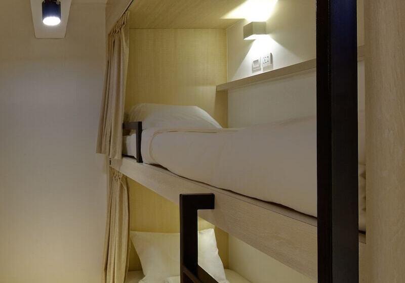 Dock In   Hostel