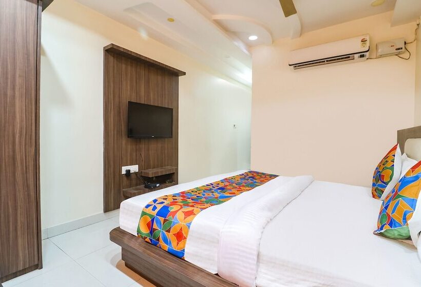 Fabhotel Nandgiri Palace