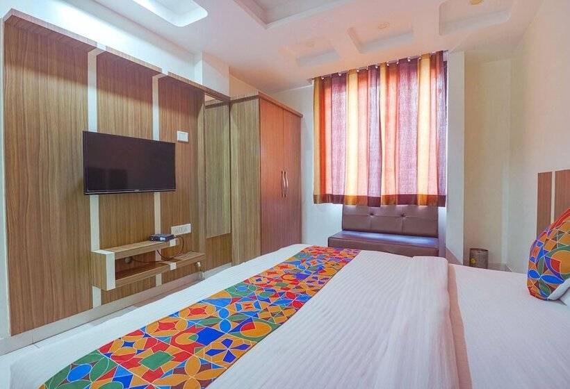 Fabhotel Nandgiri Palace