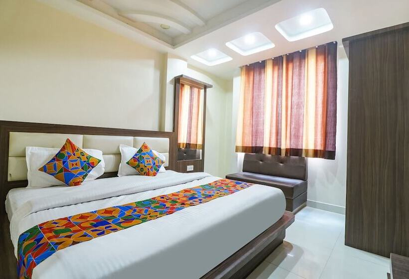 Fabhotel Nandgiri Palace