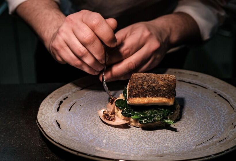 1926 Le Soleil Hotel & Spa