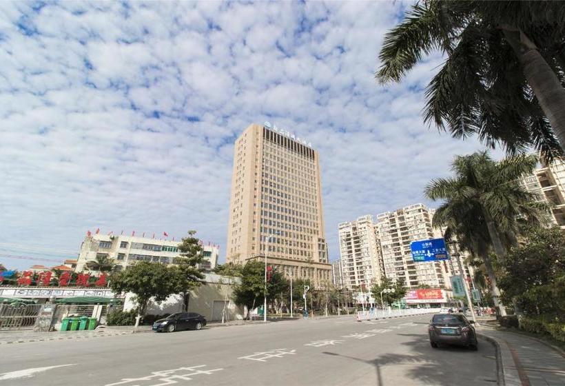 Отель Clear Lake