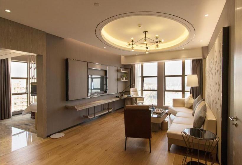 Отель Clear Lake