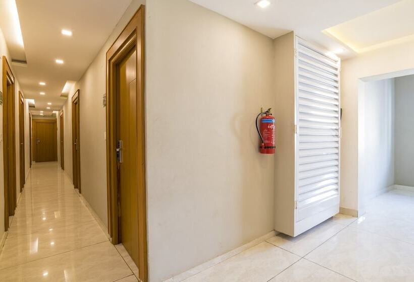 בית מלון כפרי Crescent Inn