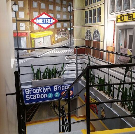 Отель Distrito 21