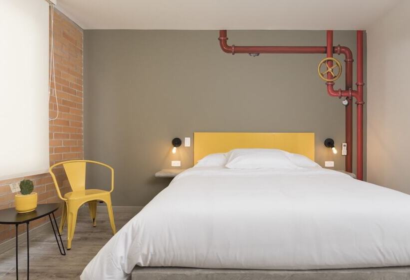 Отель Distrito 21