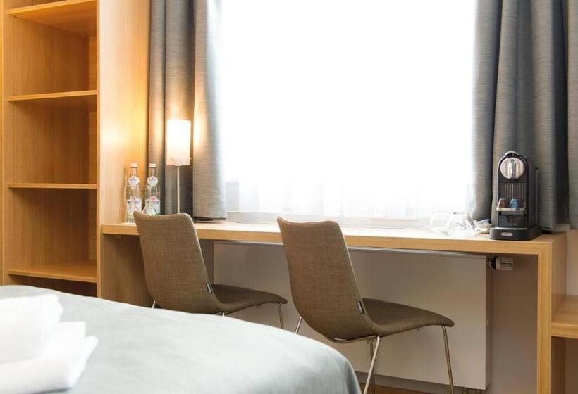 בית מלון כפרי & Gasthaus Das Röhrl Straubing