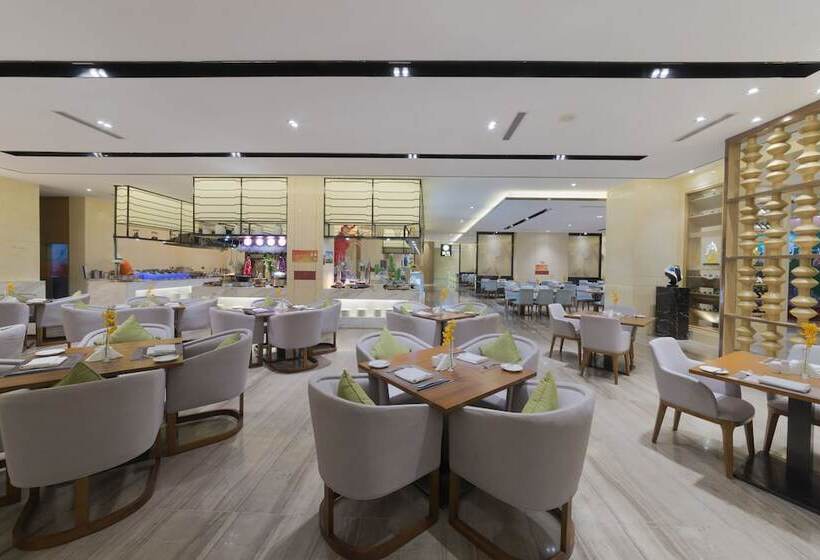 Grand New Century Hotel Jingyue