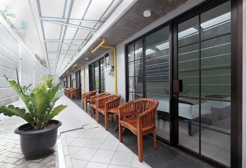 فندق Griya Wijaya