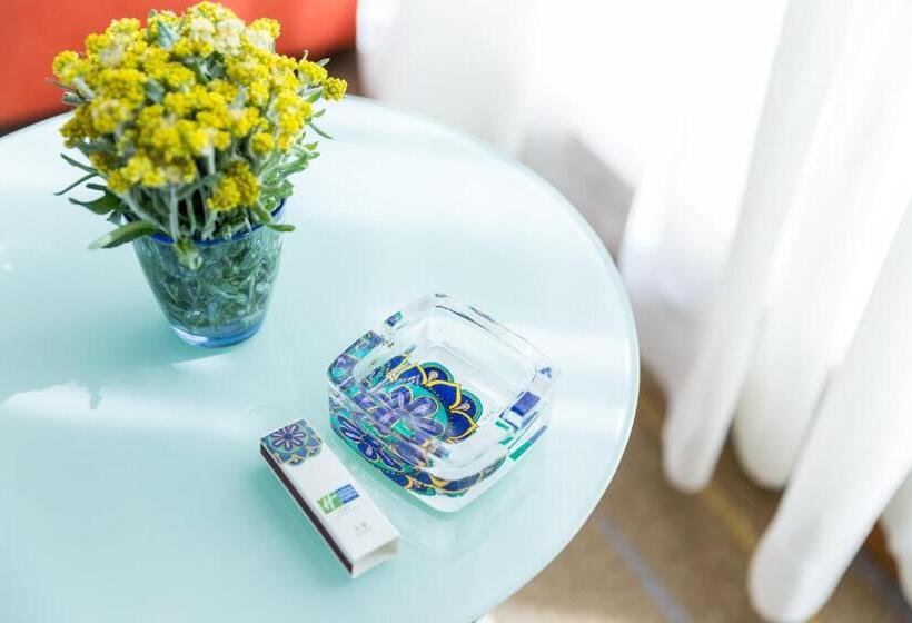 Hotel Holiday Inn Express Daocheng Yading By Ihg