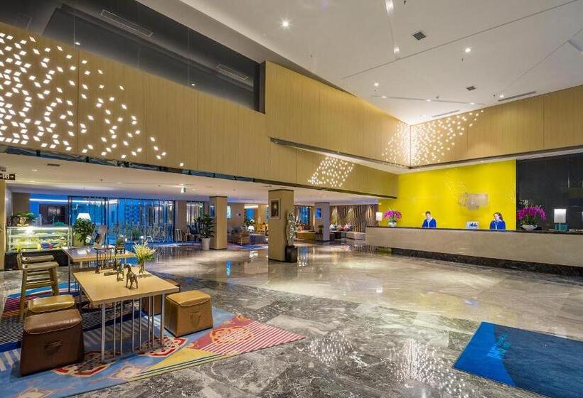 Hotel Holiday Inn Express Daocheng Yading By Ihg