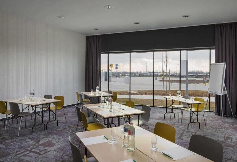 Hotel Ibis Styles Budapest Airport