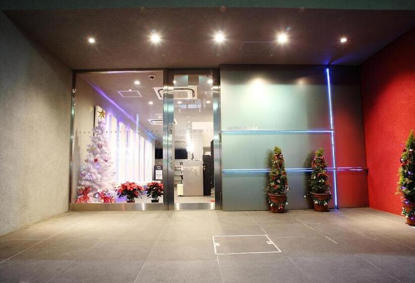 בית מלון כפרי Iwaki