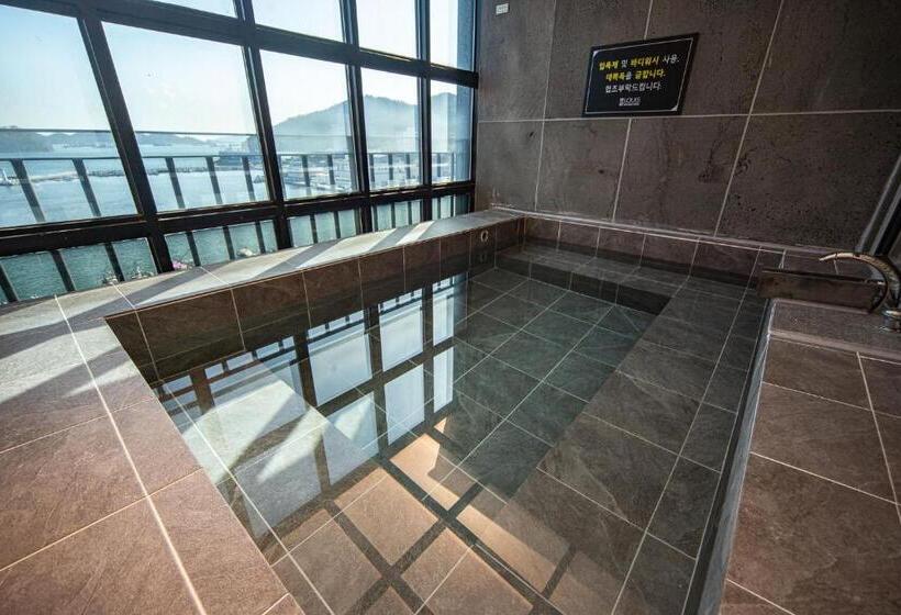 בית מלון כפרי Louis Boutique