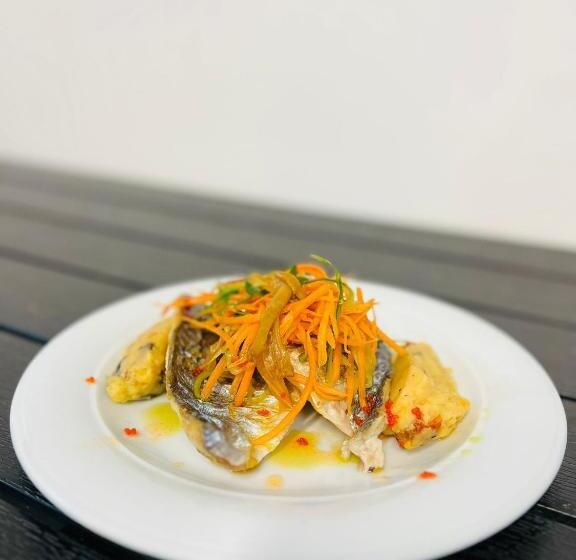 בית מלון כפרי Podu' Cu Lanturi