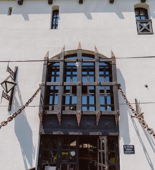 בית מלון כפרי Podu' Cu Lanturi