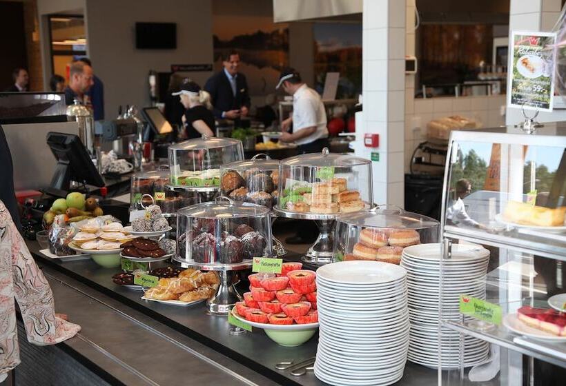 בית מלון כפרי Rasta Varnamo