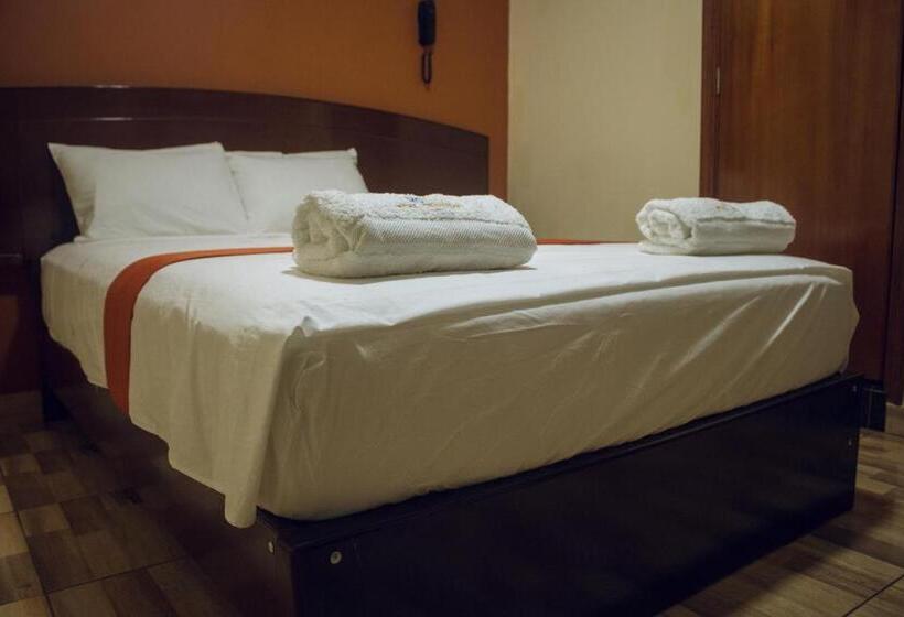 ホテル Real Chimbote