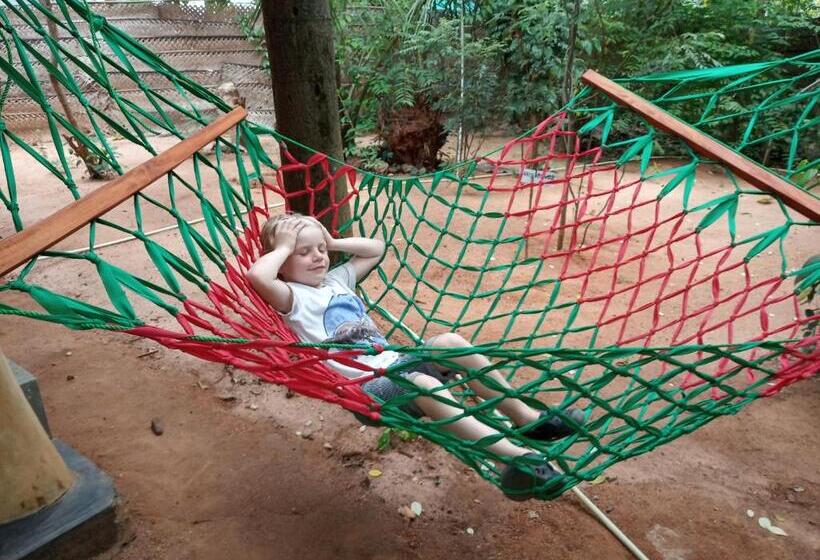 Hotel Sandalwood Cottage