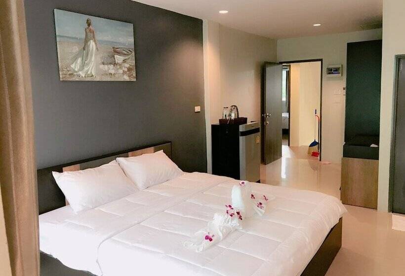 Отель Supachai Inn