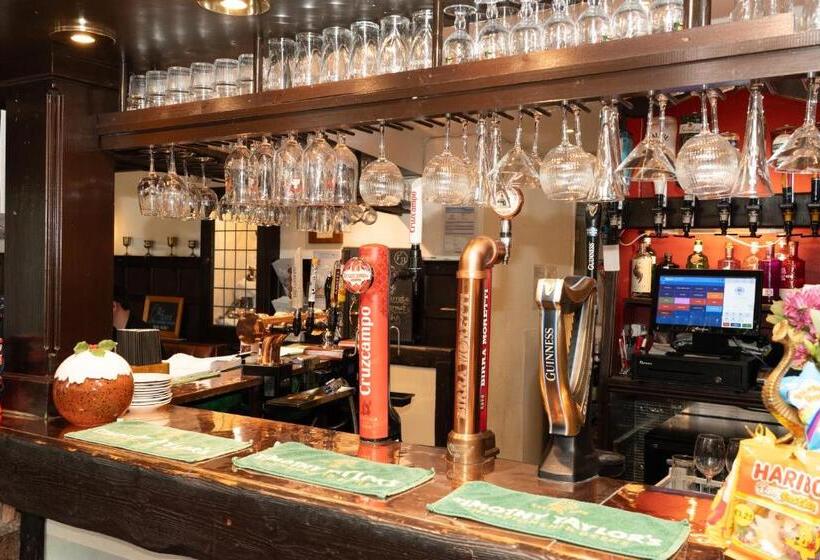 فندق The Finch Hatton Arms