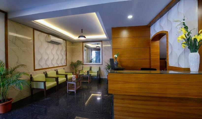 Hotelli Treehouse Neptune Inn