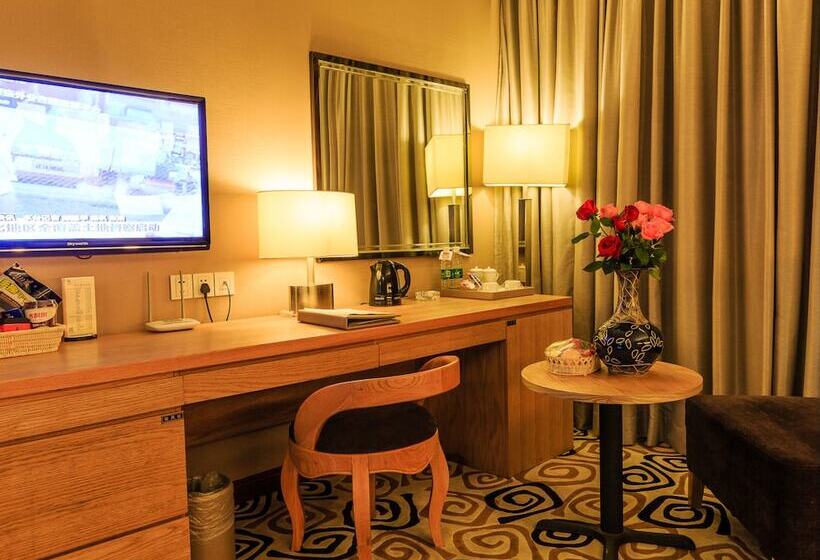 فندق Vilu Reef International