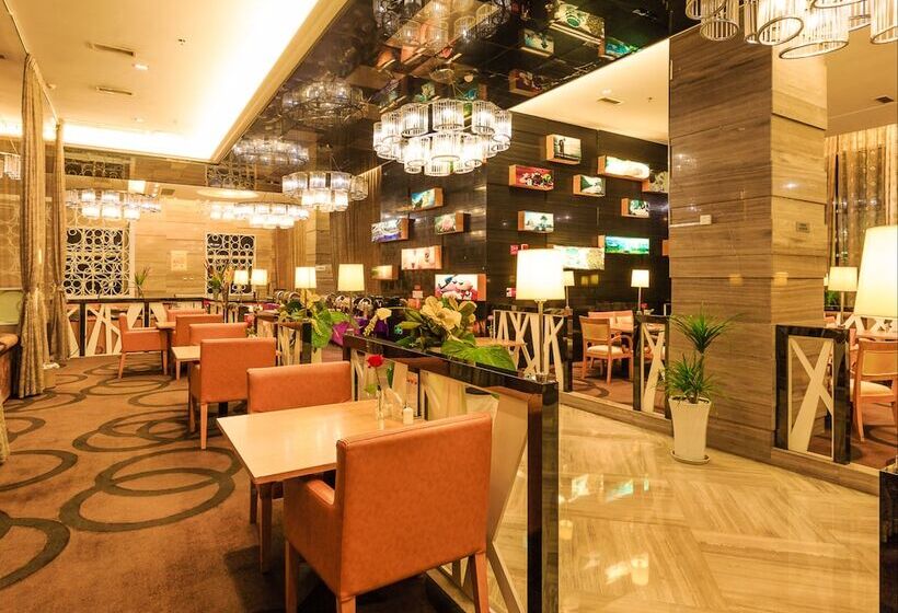 فندق Vilu Reef International