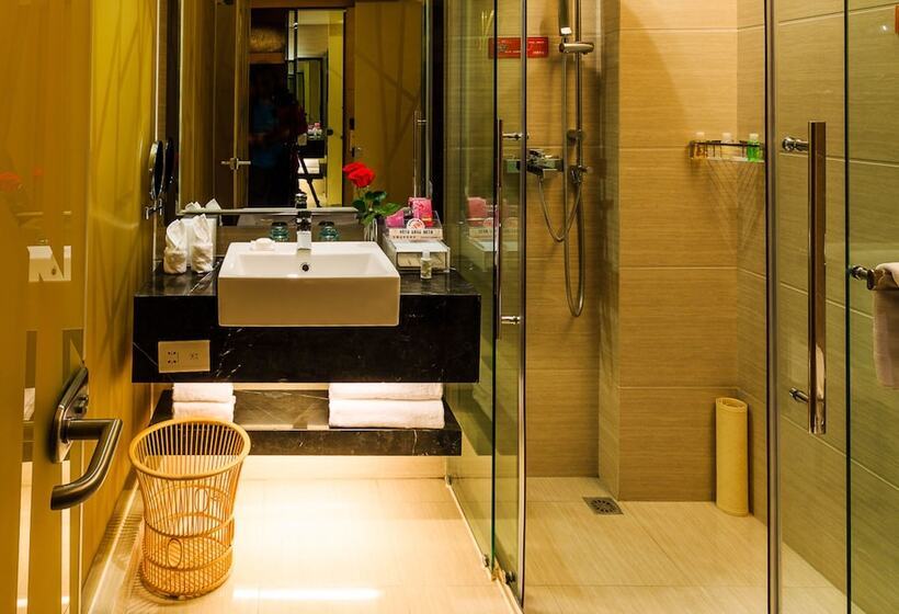 فندق Vilu Reef International